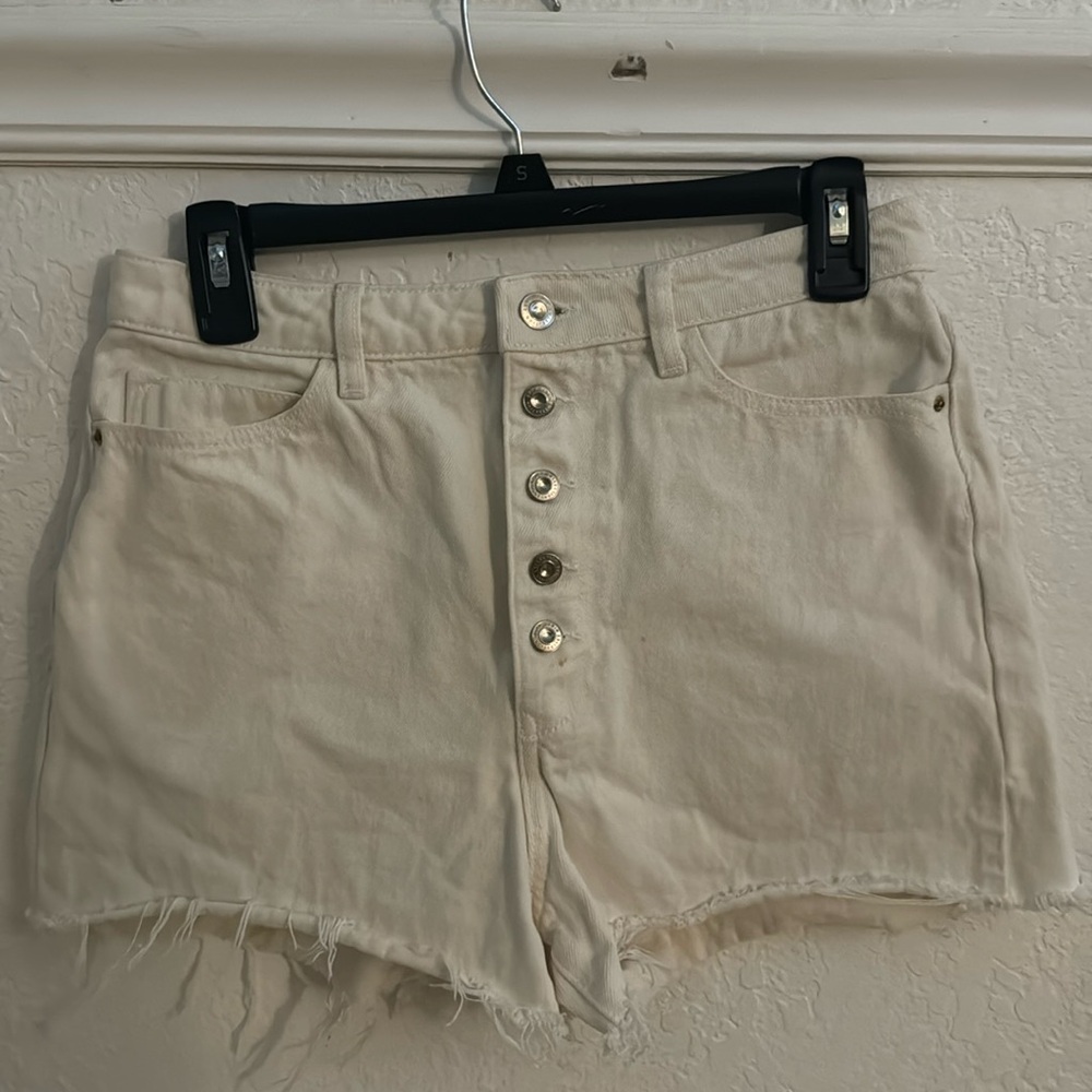 Zara Jean collection light beige shorts